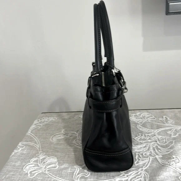 Coach Authentic EUC Hampton Smooth Black Leather Belted Detail Satchel Bag/COA - Picture 3 of 15